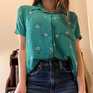 Flower pattern green blouse
